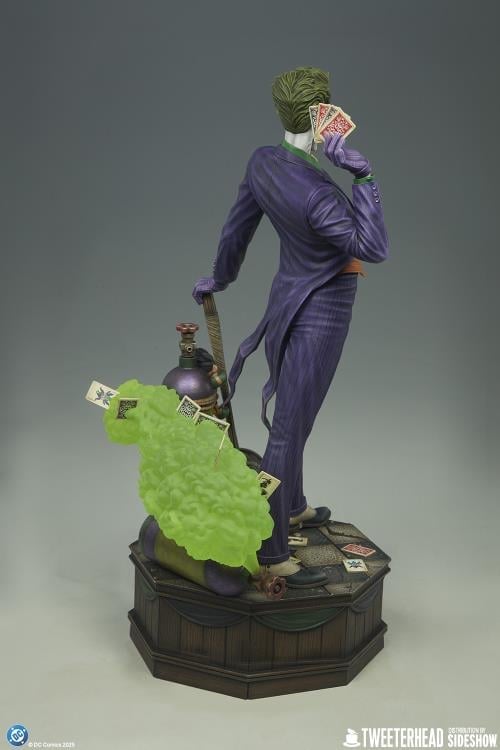 DC Comics The Joker (Cards) 1/4 Scale Maquette Gallery Image 11