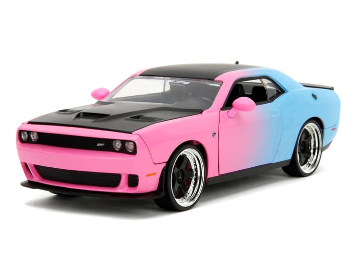 Pink Slips '15 Dodge Challenger 1/24 Scale Model