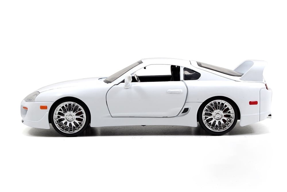Fast & Furious Brian's Toyota Supra (Glossy White Ver.) 1/24 Scale Model Gallery Image 3