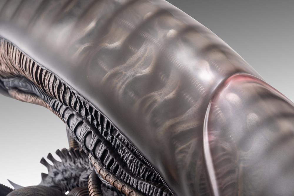 Alien: Romulus Scorched Xenomorph Limited Edition Life Size Bust Gallery Image 16