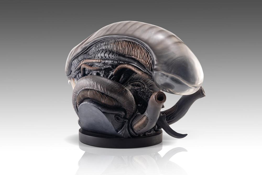 Alien: Romulus Scorched Xenomorph Limited Edition Life Size Bust Gallery Image 5