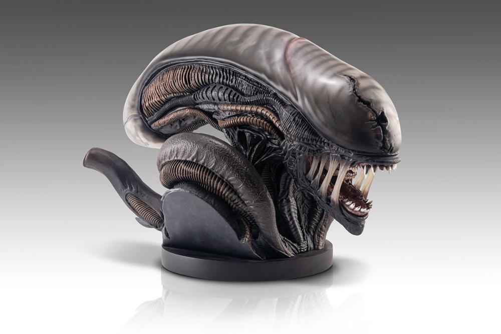 Alien: Romulus Scorched Xenomorph Limited Edition Life Size Bust Gallery Image 8