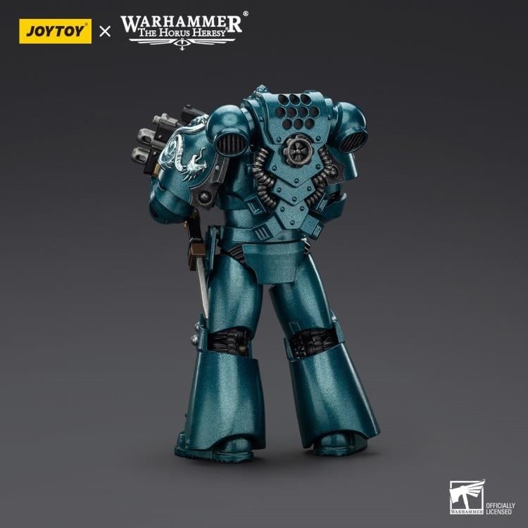 Warhammer: The Horus Heresy Alpha Legion Headhunter with Banestrike Combi-Bolter and Power Dagger 1/18 Scale Action Figure Gallery Image 5