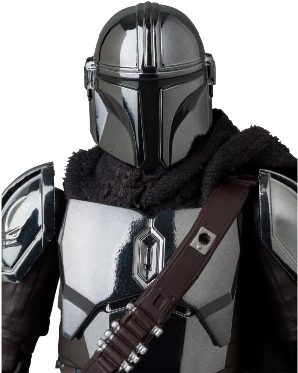 Star Wars: The Mandalorian MAFEX No.256 The Mandalorian (Chrome
