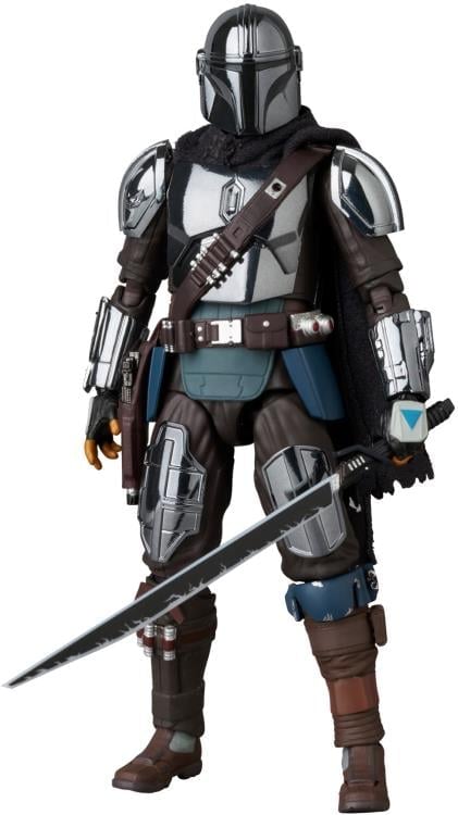 Star Wars: The Mandalorian MAFEX No.256 The Mandalorian (Chrome Ver.) Action Figure Gallery Image 4