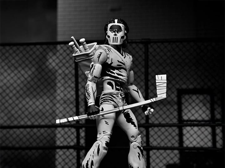 Teenage Mutant Ninja Turtles Casey Jones (Mirage Comics Black & White Variant) Action Figure Gallery Image 1