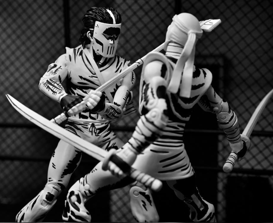 Teenage Mutant Ninja Turtles Casey Jones (Mirage Comics Black & White Variant) Action Figure Gallery Image 10