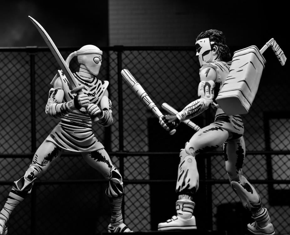 Teenage Mutant Ninja Turtles Casey Jones (Mirage Comics Black & White Variant) Action Figure Gallery Image 8