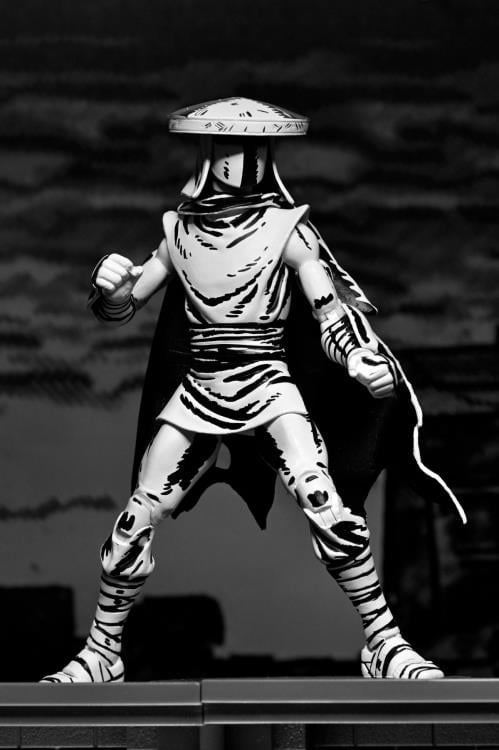 Teenage Mutant Ninja Turtles Elite Guard (Mirage Comics Black & White Variant) Action Figure Gallery Image 4