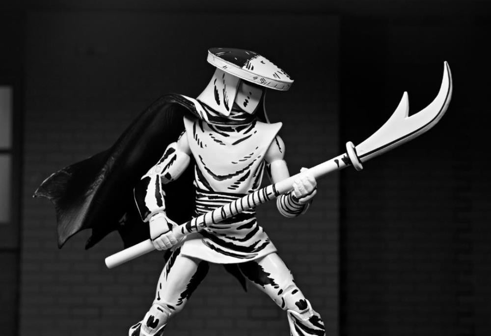 Teenage Mutant Ninja Turtles Elite Guard (Mirage Comics Black & White Variant) Action Figure Gallery Image 9
