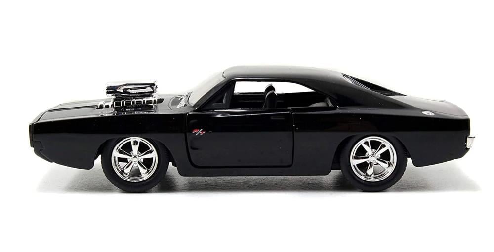 Fast & Furious Dom's Dodge Charger R/T 1/32 Scale Model Gallery Image 3