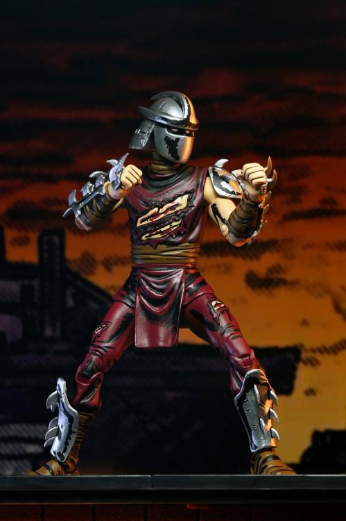 Teenage Mutant Ninja Turtles Battle Damaged Shredder (Mirage Comics Classic Colors) Action Figure Gallery Image 5