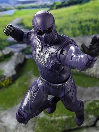 Superman (2025) DC Multiverse Ultraman (Deluxe Theatrical Edition) Action Figure Gallery Image 2