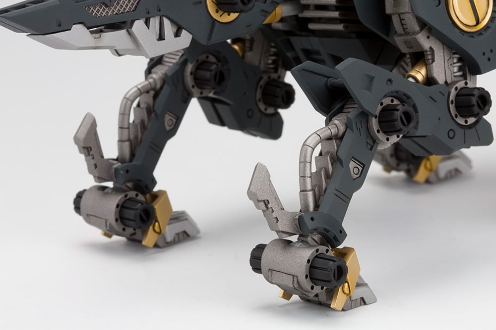 Zoids Highend Master Model RZ-046 Shadow Fox (Marking Plus Ver.) 1/72 Scale Model Kit (Reissue) Gallery Image 17