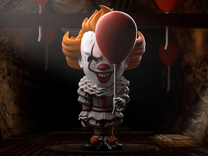 IT Pennywise Vinyl Figure Gallery Image 1