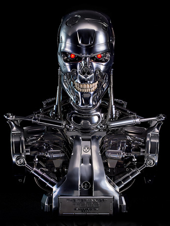 The Terminator The Real Series T-800 Endoskeleton Skull 1/1 Scale Limited Edition Replica Gallery Image 2