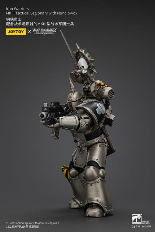 Warhammer: The Horus Heresy Iron Warriors MKIII Tactical Legionary with Nuncio-vox 1/18 Scale Action Figure Gallery Image 7