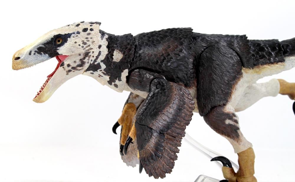 Cyberzoic Utahraptor ostrommaysi 1/18 Scale Action Figure Gallery Image 7