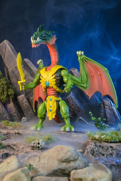 Legends of Dragonore Scorchwing, Mother of the Forest Deluxe Action Figure Gallery Image 3