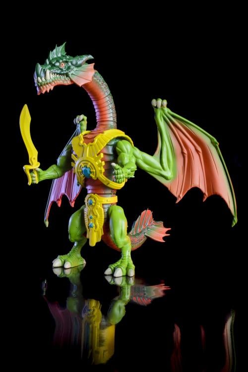 Legends of Dragonore Scorchwing, Mother of the Forest Deluxe Action Figure Gallery Image 7