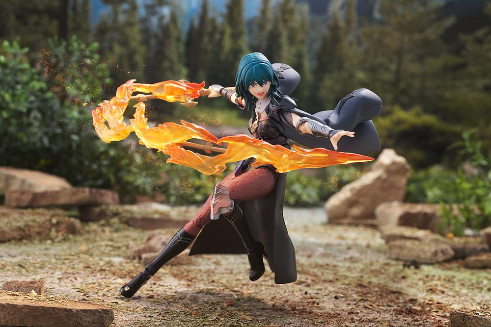 Fire Emblem: Three Houses figma No.654 Byleth (Female) Action Figure Gallery Image 5