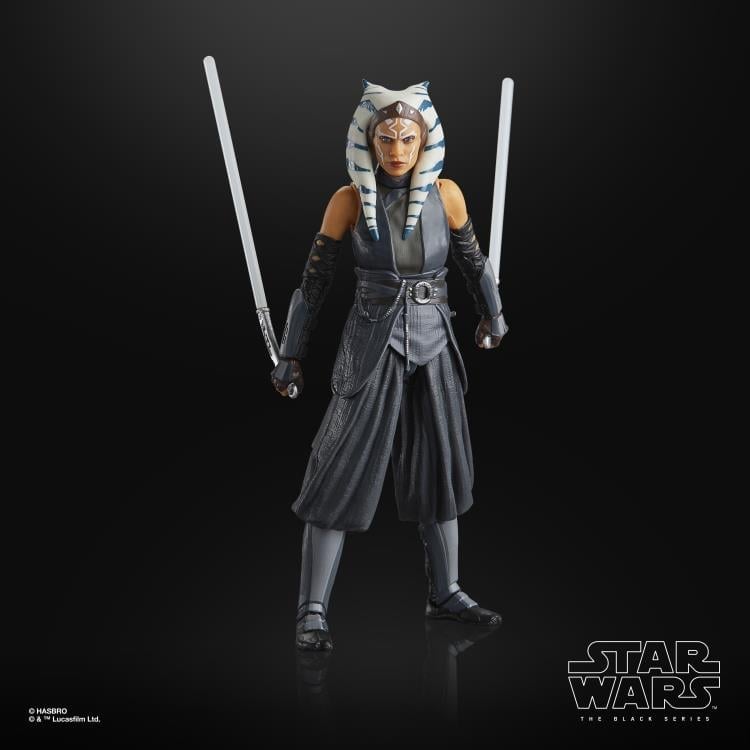 Star Wars: The Black Series Archive Collection Ahsoka Tano (Ahsoka) Exclusive Action Figure Gallery Image 4