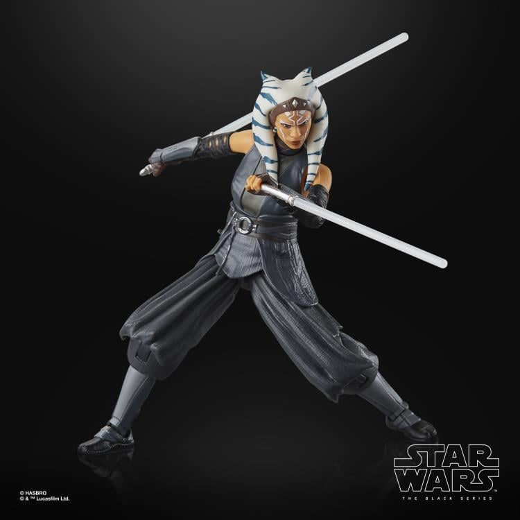 Star Wars: The Black Series Archive Collection Ahsoka Tano (Ahsoka) Exclusive Action Figure Gallery Image 5