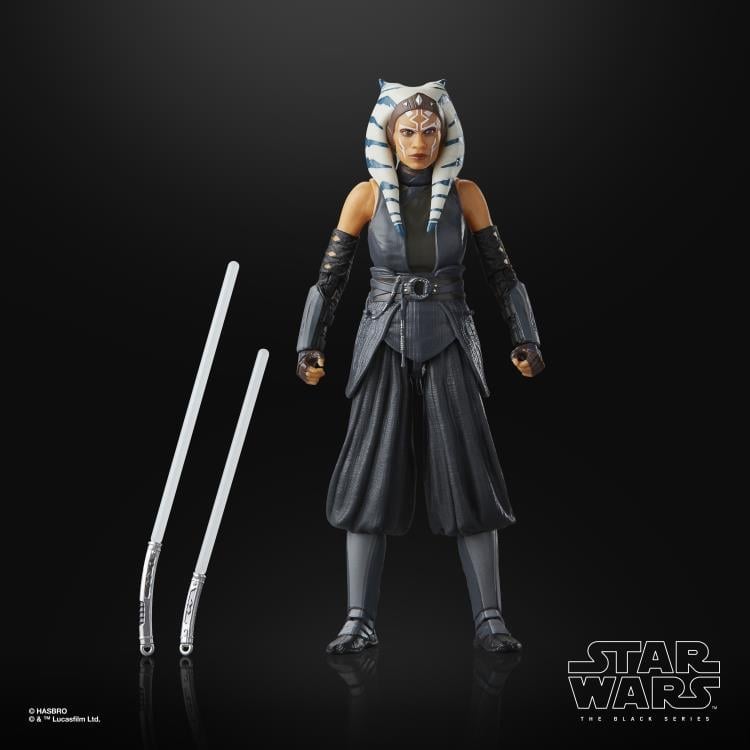 Star Wars: The Black Series Archive Collection Ahsoka Tano (Ahsoka) Exclusive Action Figure Gallery Image 3