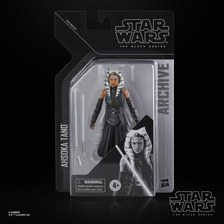 Star Wars: The Black Series Archive Collection Ahsoka Tano (Ahsoka) Exclusive Action Figure Gallery Image 8