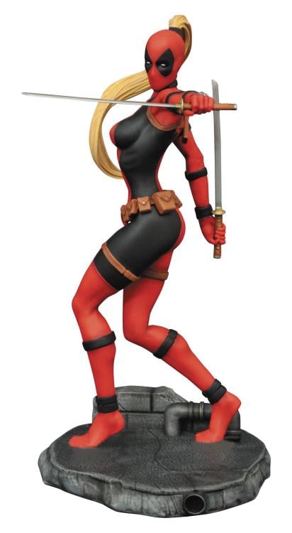 Femme Fatales: Lady Deadpool Gallery Image 4