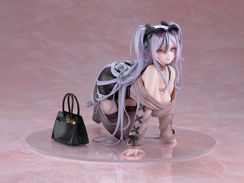Azur Lane Elbe (Pure-Hearted Bad Girl Ver.) 1/7 Scale Figure Gallery Image 1