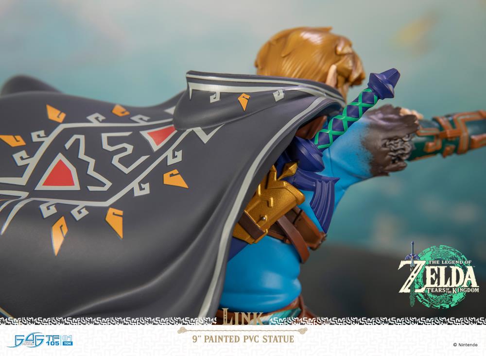 The Legend of Zelda: Tears of the Kingdom Link Statue Gallery Image 17