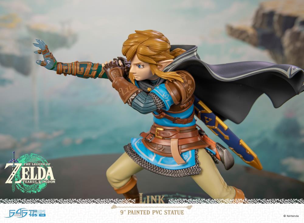 The Legend of Zelda: Tears of the Kingdom Link Statue Gallery Image 20