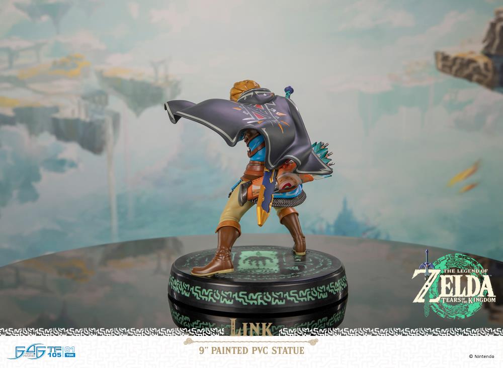 The Legend of Zelda: Tears of the Kingdom Link Statue Gallery Image 6