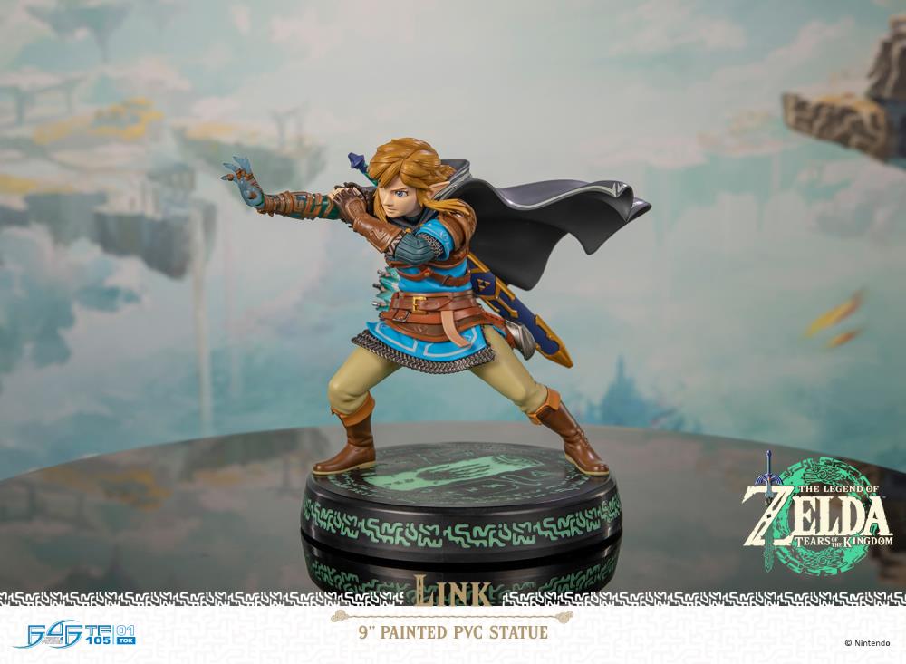The Legend of Zelda: Tears of the Kingdom Link Statue Gallery Image 3