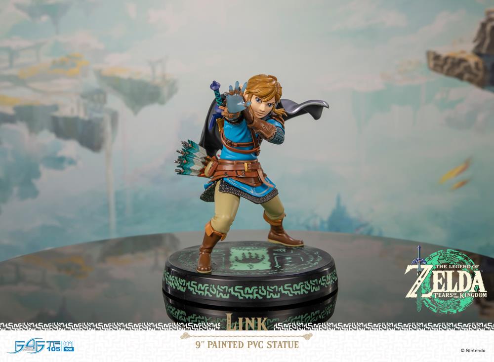 The Legend of Zelda: Tears of the Kingdom Link Statue Gallery Image 10
