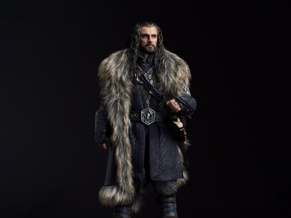 The Hobbit: An Unexpected Journey Thorin Oakenshield 1/6 Collectible Figure Gallery Image 1