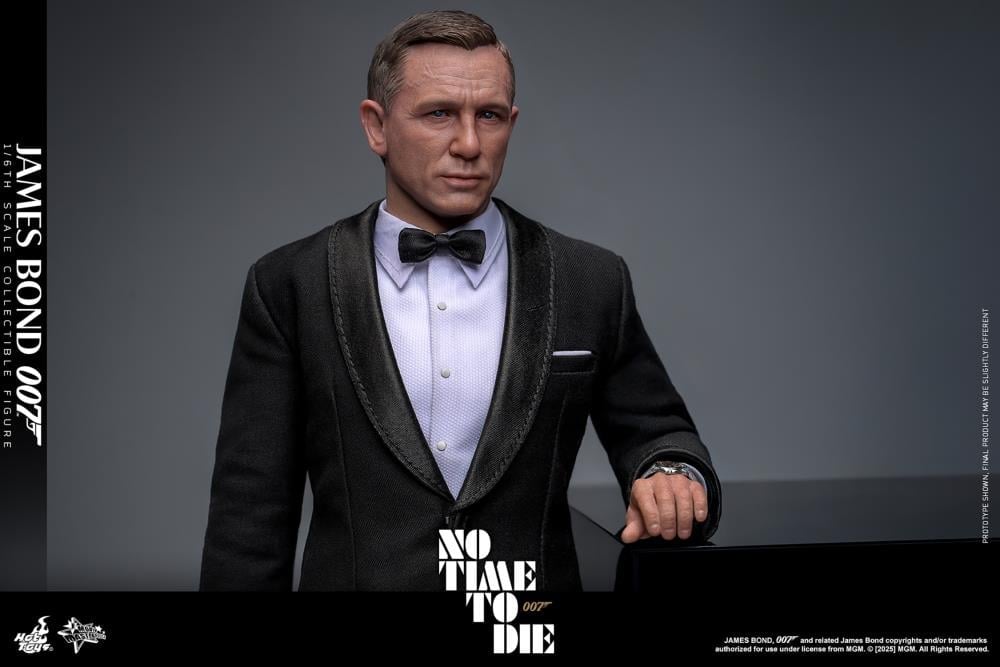 No Time to Die MMS803 James Bond 1/6th Scale Collectible Figure Gallery Image 4