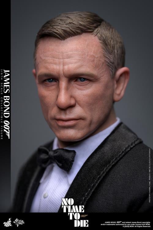 No Time to Die MMS803 James Bond 1/6th Scale Collectible Figure Gallery Image 6