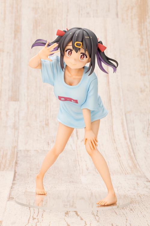 Onimai: I'm Now Your Sister! Mihari Oyama (T-Shirt Ver.) 1/6 Scale Figure Gallery Image 3
