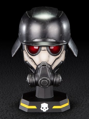 Helldivers 2 Field Chemist Helmet 1/4 Scale Replica Gallery Image 2