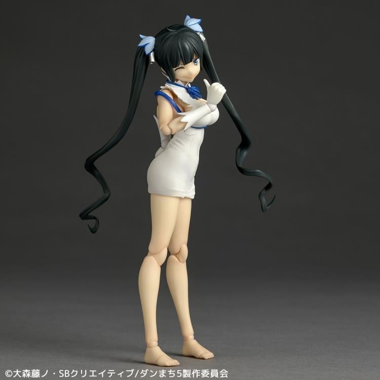 Is It Wrong to Try to Pick Up Girls in a Dungeon? Revoltech NR089 Hestia Action Figure Gallery Image 7