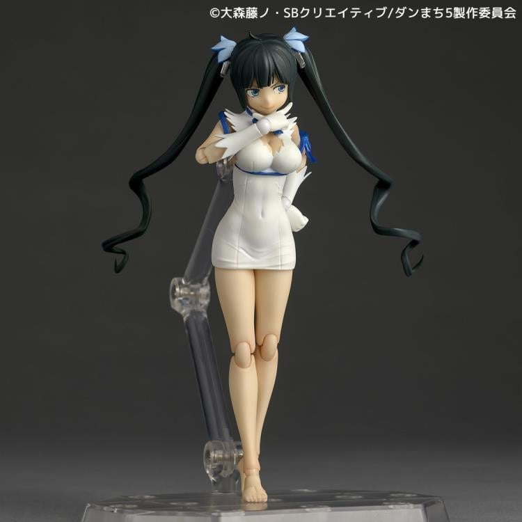 Is It Wrong to Try to Pick Up Girls in a Dungeon? Revoltech NR089 Hestia Action Figure Gallery Image 6
