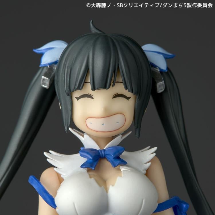 Is It Wrong to Try to Pick Up Girls in a Dungeon? Revoltech NR089 Hestia Action Figure Gallery Image 10