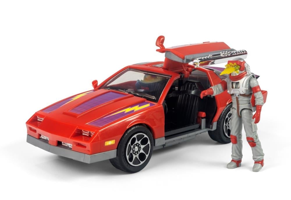 M.A.S.K. Thunderhawk Vehicle with Matt Trakker Action Figure Gallery Image 3