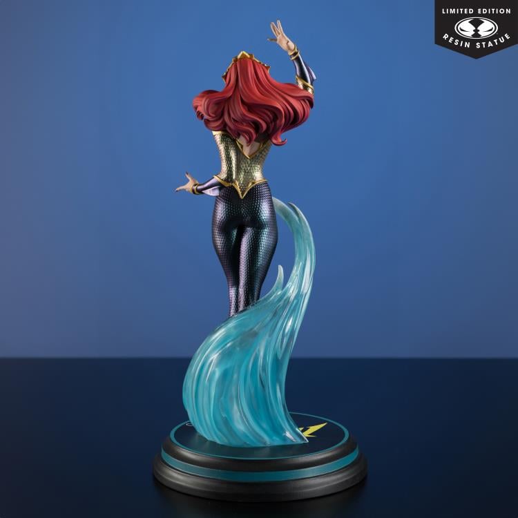 DC Covers Girls Mera 1/8 Scale Limited Edition Statue (J. Scott Campbell) Gallery Image 3