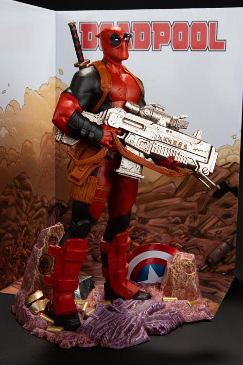 Marvel Comics Deadpool (Deadpool #1) 1/6 Scale Figure Gallery Image 6