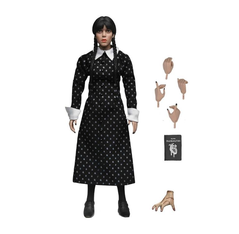 Wednesday Addams (Classic Dress) Clothed Action Figure Gallery Image 12