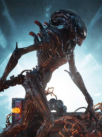 Alien: Romulus Museum Masterline XL Scorched Xenomorph (Deluxe Ver.) 1/3 Scale Statue Gallery Image 2