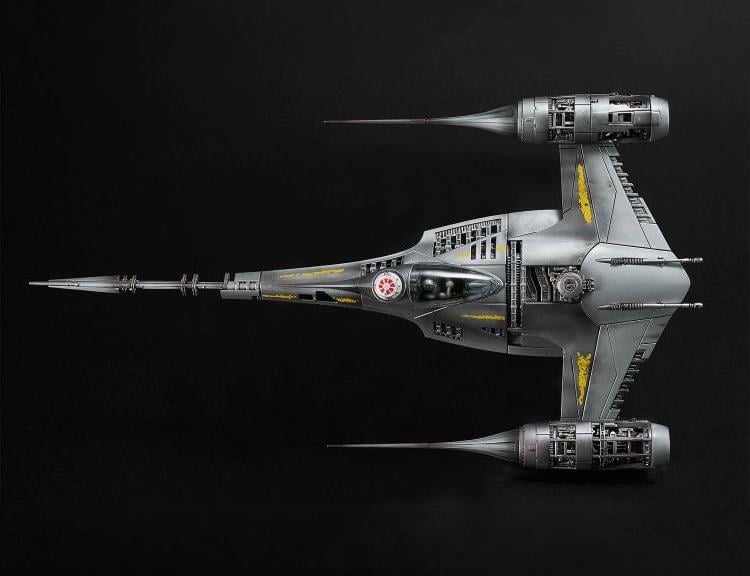 Star Wars: The Mandalorian Mandalorian N-1 Starfighter 1/48 Scale Model Kit Gallery Image 7